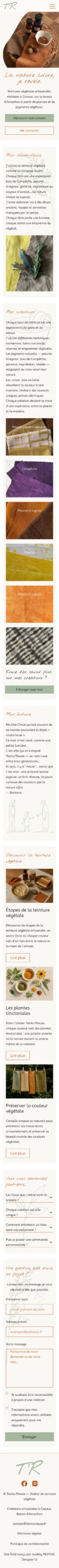 Aperçu de la maquette mobile du site Teintu’Rieuse montrant la page d’accueil : hero, savoir-faire, créations, articles, FAQ et formulaire de contact, adaptés au format smartphone.